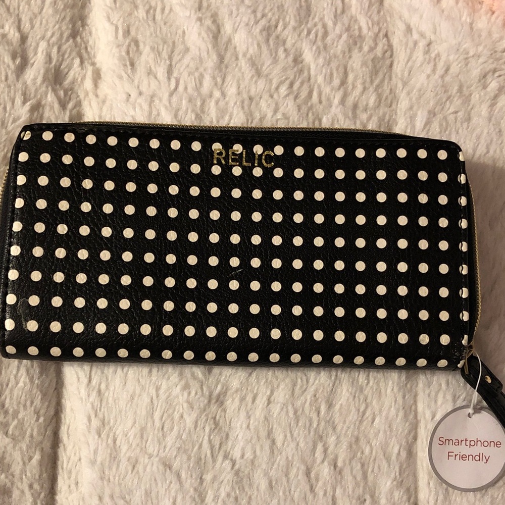 Relic Black and White Polka Dot Wallet/Wristlet NWT